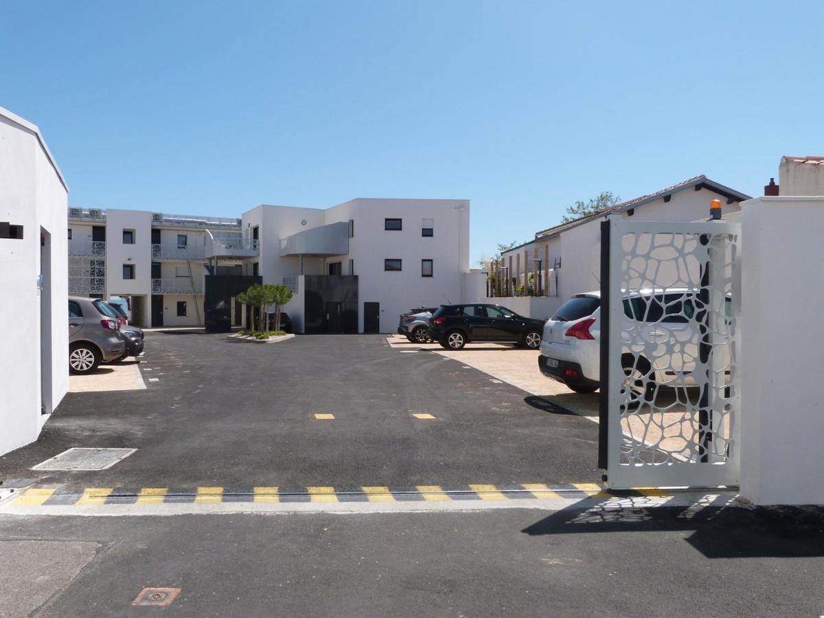 Appartement Plage, Piscine, Balcon, Animaux, Parking - Fr-1-194-201 La Tranche-sur-Mer Exterior foto